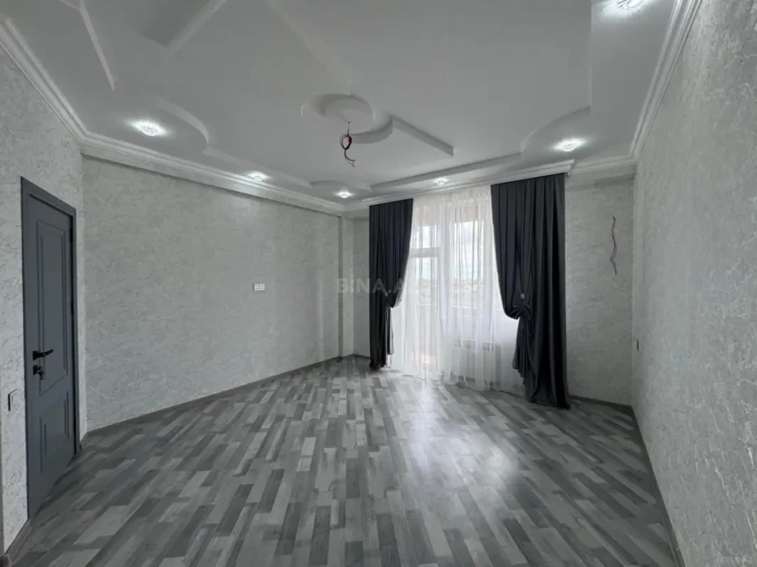 Satılır 3 otaqlı mənzil 74 m²