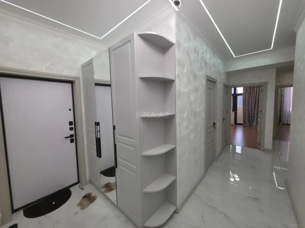 Satılır 3 otaqlı mənzil 100 m²
