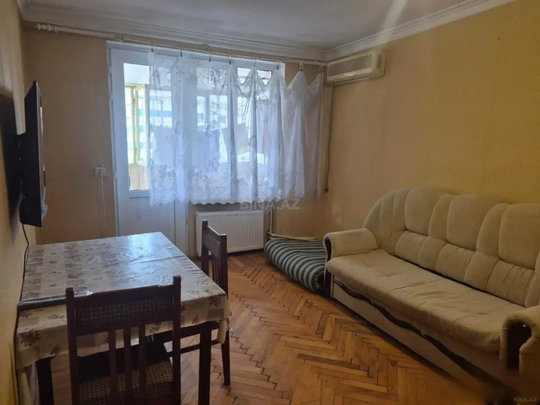 Kirayə verilir 2 otaqlı mənzil 60 m²