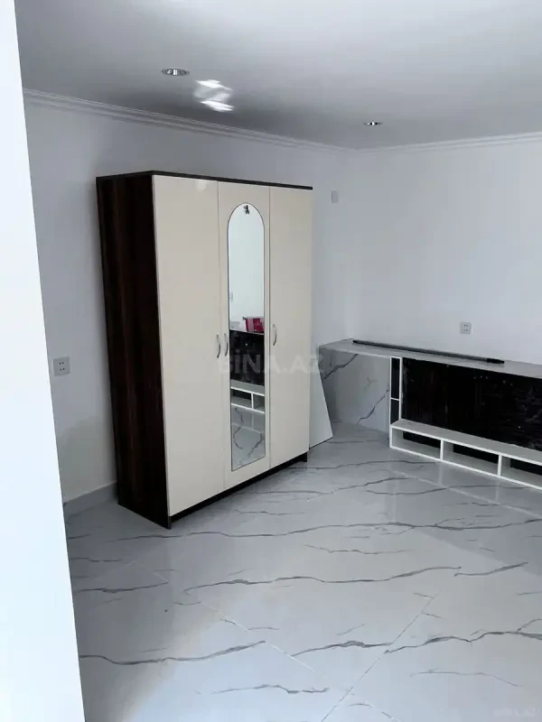 Satılır 4 otaqlı həyət evi 100 m²