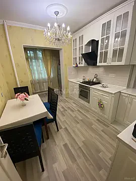 Kirayə verilir 2 otaqlı mənzil 80 m² — Bakı 2 otaq 80.00 m²