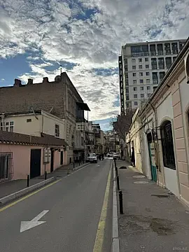 Kirayə verilir 3 otaqlı həyət evi 60 m² — Bakı, Nizami 3 otaq 60.00 m²