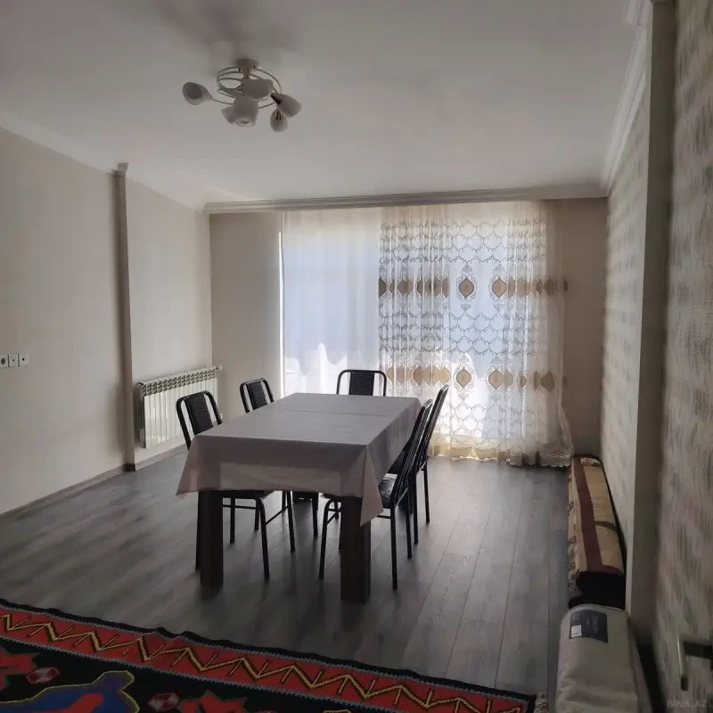 Kirayə verilir 3 otaqlı mənzil 95 m²