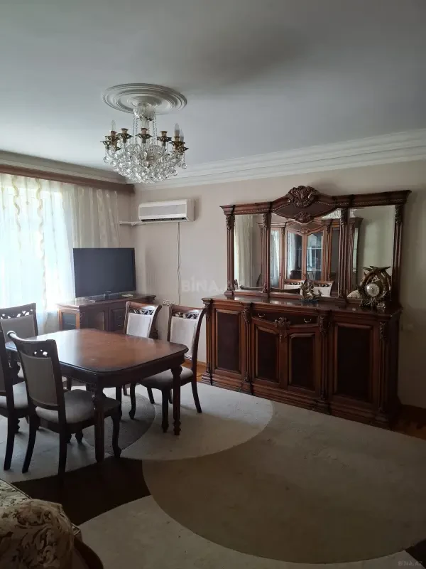 Kirayə verilir 3 otaqlı mənzil 100 m²