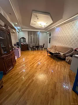 Kirayə verilir 3 otaqlı mənzil 150 m² — Bakı, Nizami 3 otaq 150.00 m²