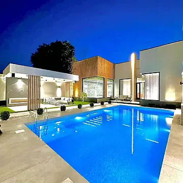 Kirayə verilir 5 otaqlı həyət evi 240 m² — Bakı, Mərdəkan 5 otaq 240.00 m²