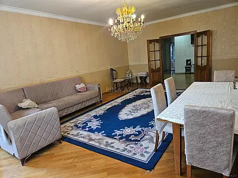 Kirayə verilir 3 otaqlı mənzil 140 m² — Bakı, Nəsimi 3 otaq 140.00 m²