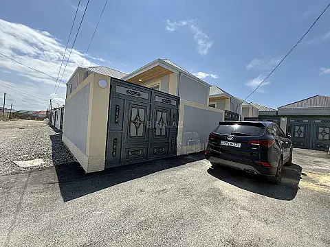 Satılır 2 otaqlı həyət evi 50 m² — Bakı 2 otaq 50.00 m²