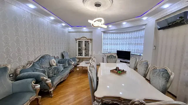 Satılır 4 otaqlı mənzil 165 m² — Bakı 4 otaq 165.00 m²