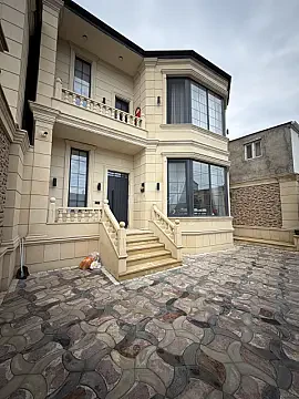 Satılır 5 otaqlı həyət evi 240 m² — Bakı, Həzi Aslanov qəs. 5 otaq 240.00 m²