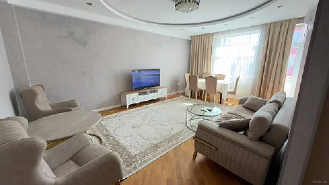 Kirayə verilir 3 otaqlı mənzil 100 m² — Bakı, İnşaatçılar 3 otaq 100.00 m²
