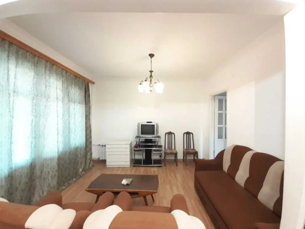 Kirayə verilir 1 otaqlı mənzil 40 m²