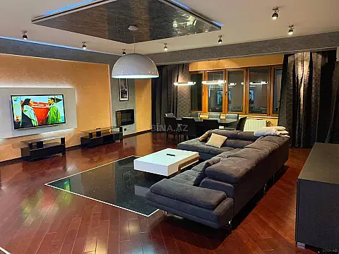 Kirayə verilir 4 otaqlı mənzil 220 m² — Bakı, Xətai 4 otaq 220.00 m²