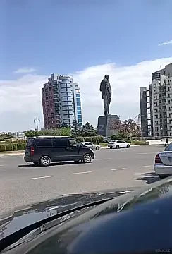 Kirayə verilir 2 otaqlı mənzil 65 m² — Bakı 2 otaq 65.00 m²