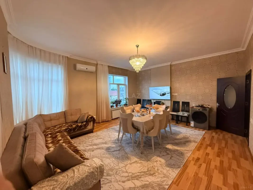 Kirayə verilir 3 otaqlı mənzil 94 m²