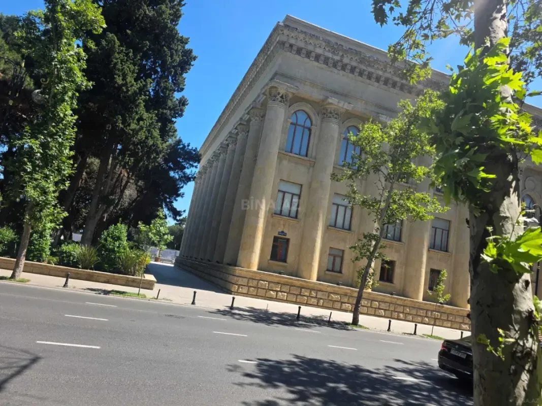 Satılır 2 otaqlı mənzil 30 m²