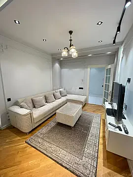 Kirayə verilir 3 otaqlı mənzil 120 m² — Bakı, Nəsimi 3 otaq 120.00 m²