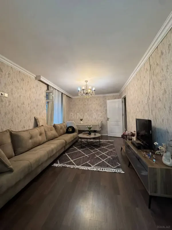 Satılır 2 otaqlı mənzil 70 m²