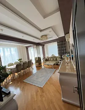 Satılır 3 otaqlı mənzil 135 m² — Bakı, Nəsimi 3 otaq 135.00 m²