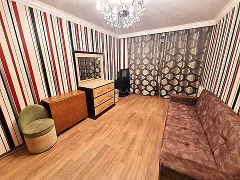 Kirayə verilir 1 otaqlı mənzil 42 m² — Bakı 1 otaq 42.00 m²