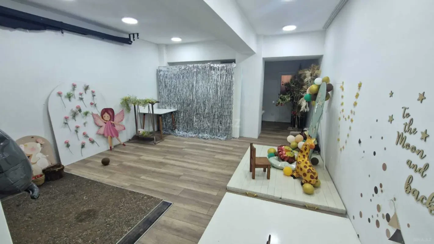 Kirayə verilir obyekt 200 m²