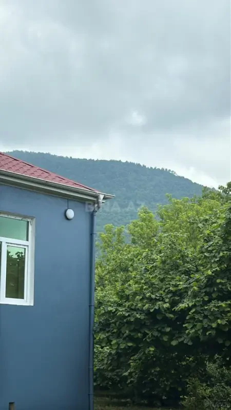 Kirayə verilir 4 otaqlı həyət evi 140 m²