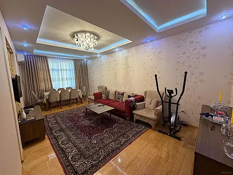 Satılır 3 otaqlı mənzil 105 m² — Bakı, Həzi Aslanov qəs. 3 otaq 105.00 m²