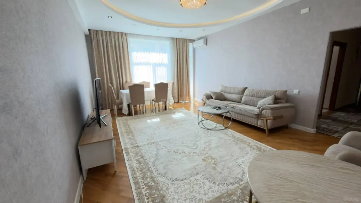 Kirayə verilir 3 otaqlı mənzil 94 m²