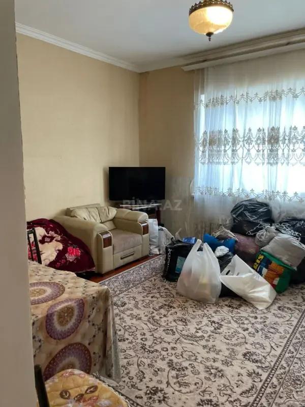 Kirayə verilir 2 otaqlı mənzil 40 m²