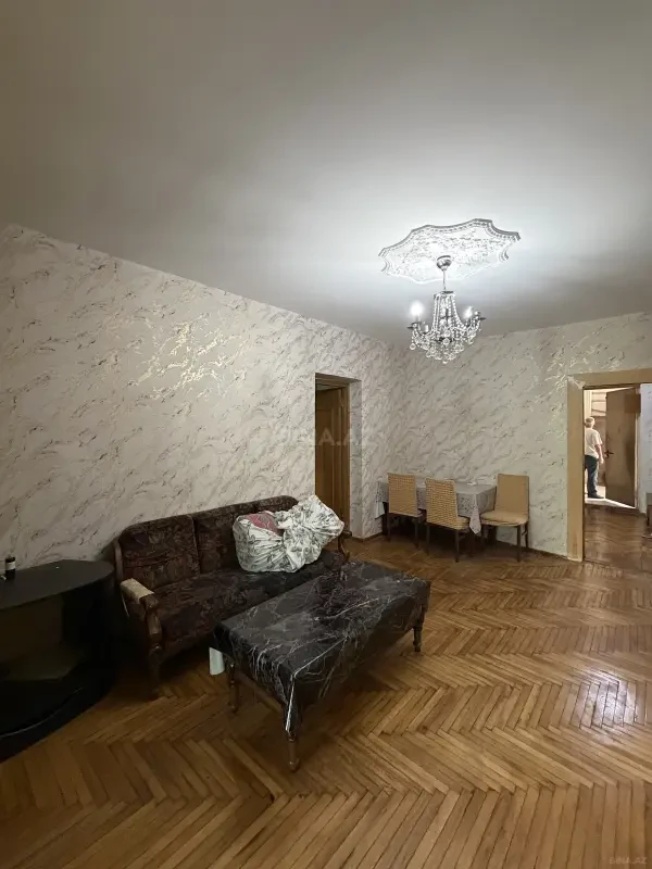 Kirayə verilir 3 otaqlı mənzil 85 m²