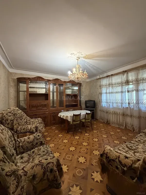 Kirayə verilir 4 otaqlı mənzil 100 m²