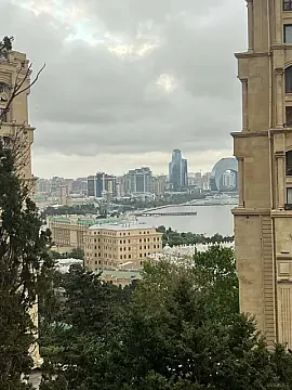 Kirayə verilir 3 otaqlı mənzil 100 m² — Bakı 3 otaq 100.00 m²