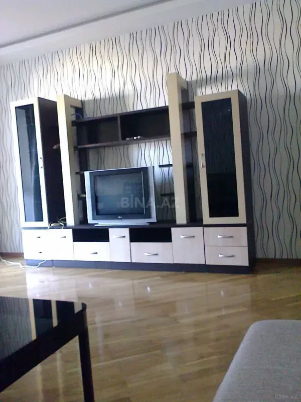 Kirayə verilir 2 otaqlı mənzil 64 m²