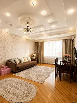 Kirayə verilir 2 otaqlı mənzil 65 m² — Bakı, Bakıxanov 2 otaq 65.00 m²