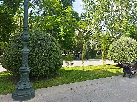 Kirayə verilir 2 otaqlı mənzil 70 m² — Bakı, Sahil qəs. 2 otaq 70.00 m²