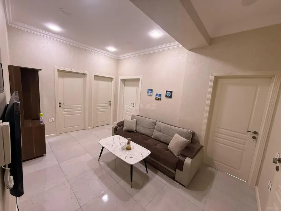 Kirayə verilir 3 otaqlı mənzil 90 m²