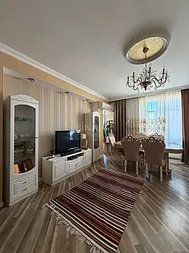 Satılır 3 otaqlı mənzil 114 m² — Bakı, Həzi Aslanov qəs. 3 otaq 114.00 m²
