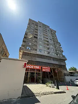 Satılır 3 otaqlı mənzil 118 m² — Bakı, İnşaatçılar 3 otaq 118.00 m²