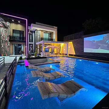 Kirayə verilir 5 otaqlı həyət evi 300 m² — Bakı, Novxanı 5 otaq 300.00 m²
