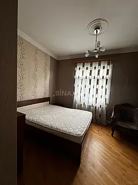 Kirayə verilir 4 otaqlı mənzil 90 m² — Bakı, Nizami 4 otaq 90.00 m²