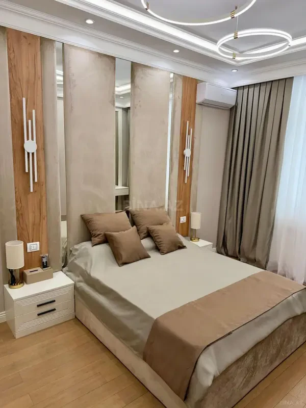 Kirayə verilir 2 otaqlı mənzil 90 m²