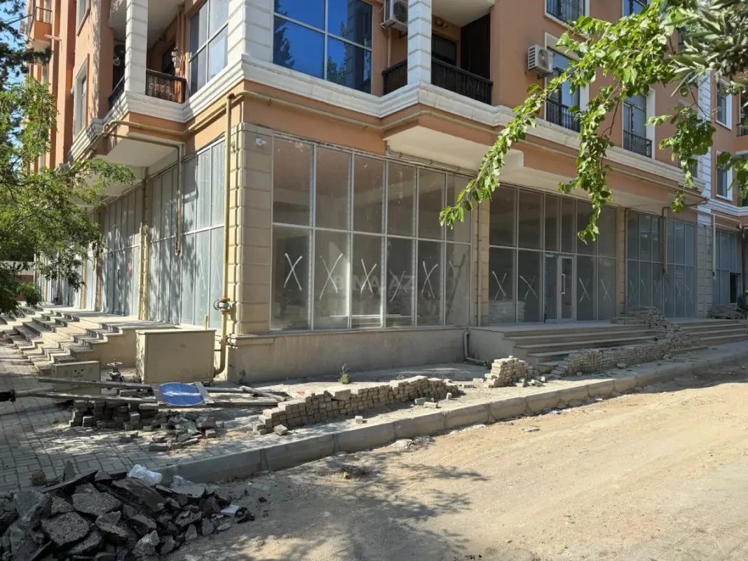 Kirayə verilir obyekt 250 m²