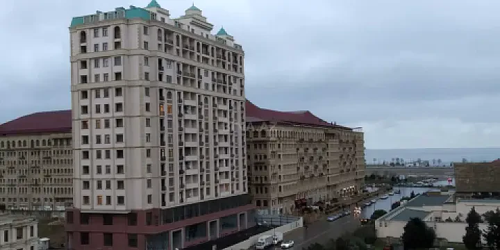 Kirayə verilir 3 otaqlı mənzil 160 m² — Bakı, Xətai 3 otaq 160.00 m²