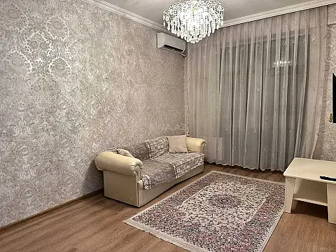 Kirayə verilir 2 otaqlı mənzil 65 m² — Bakı 2 otaq 65.00 m²