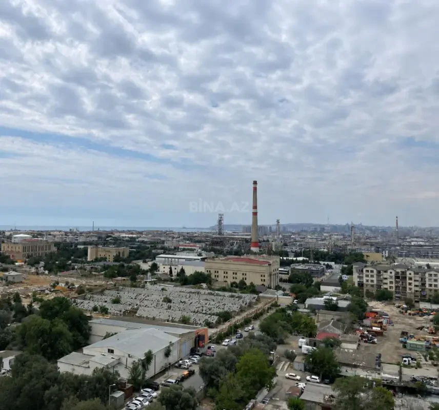 Satılır 2 otaqlı mənzil 82 m²