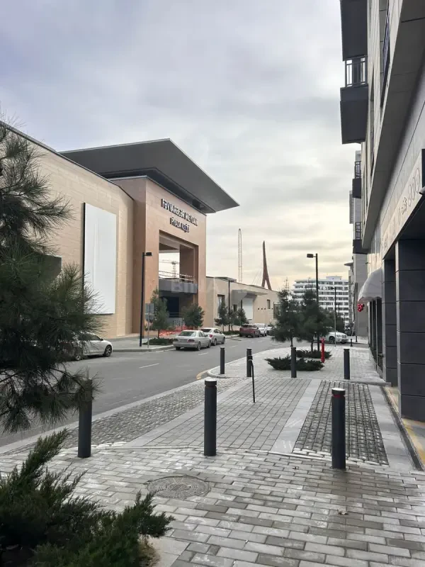 Satılır 2 otaqlı mənzil 75 m²