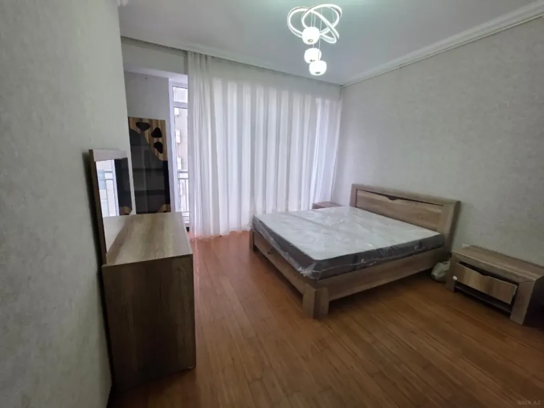 Kirayə verilir 2 otaqlı mənzil 55 m²
