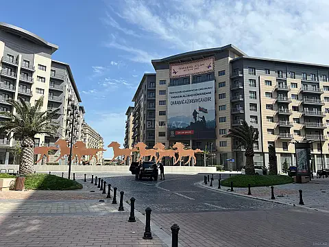 Kirayə verilir 2 otaqlı mənzil 95 m² — Bakı 2 otaq 95.00 m²