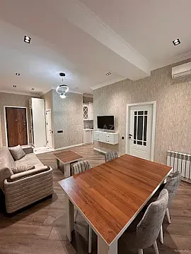 Kirayə verilir 2 otaqlı mənzil 60 m² — Bakı 2 otaq 60.00 m²