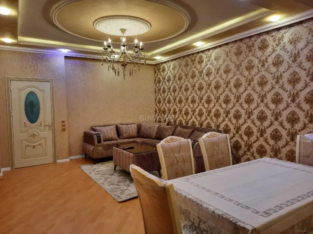 Kirayə verilir 2 otaqlı mənzil 70 m²